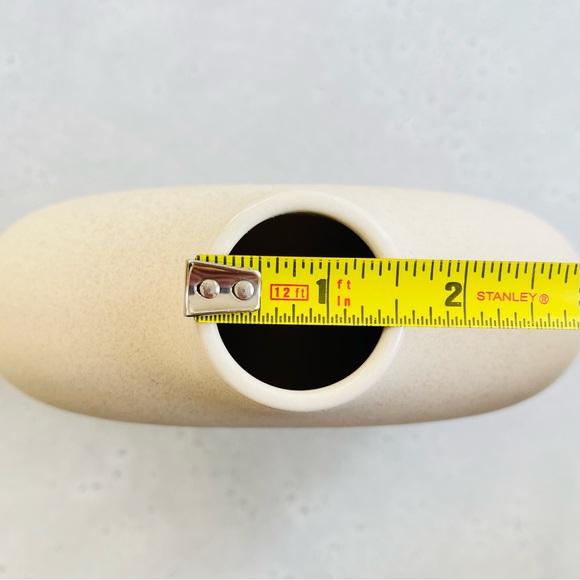 H&M Small Ceramic Donut Vase - Picture 3 of 6